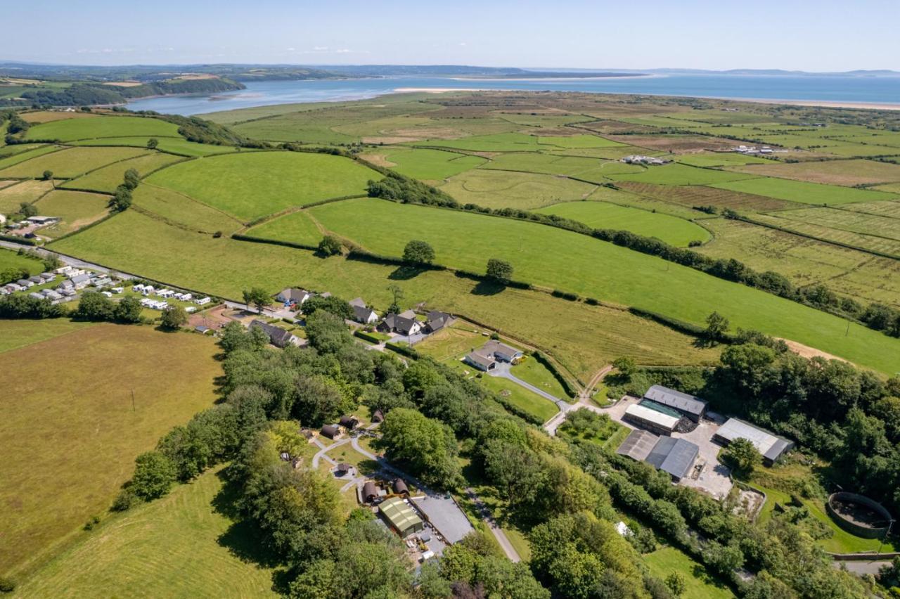 Villa Pods At Broadway Laugharne Exterior foto